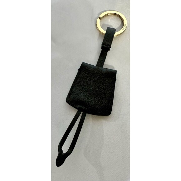 Tumi Key FOB Keychain Black Leather Case & Gold Logo Hardware Rare - Picture 6 of 6